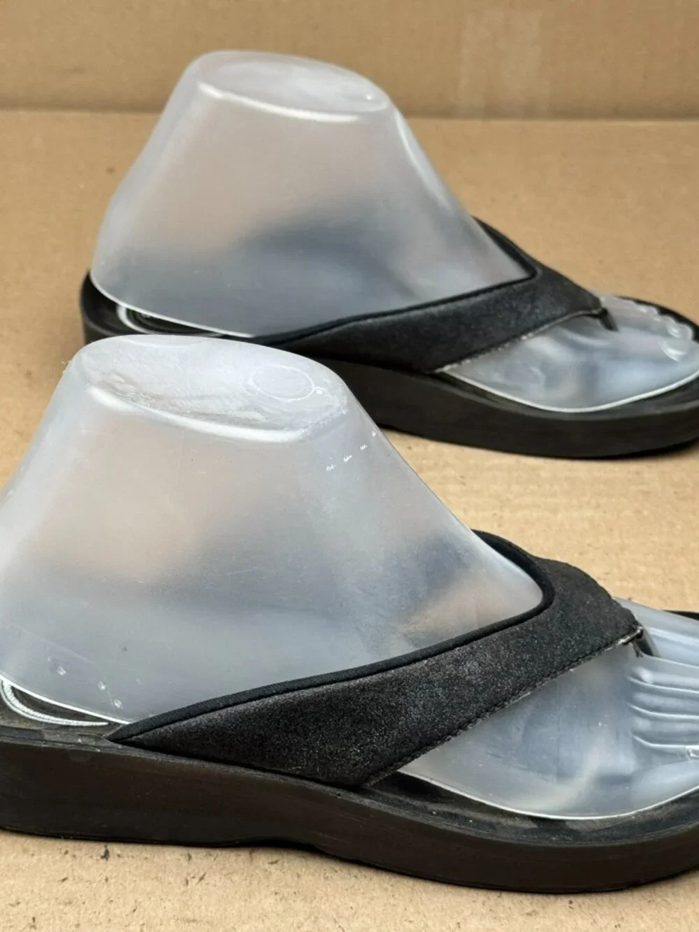 Aerothotic Women's Black Wedge Thong Sandals Size 36 US 5.5 - 6 Need clean